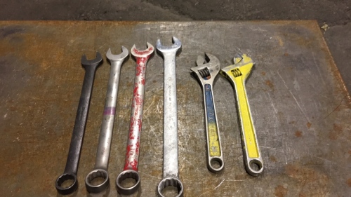 Assorted wrenches