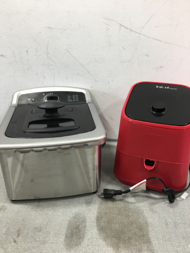 (1) Deep Fryer, (1) Air Fryer