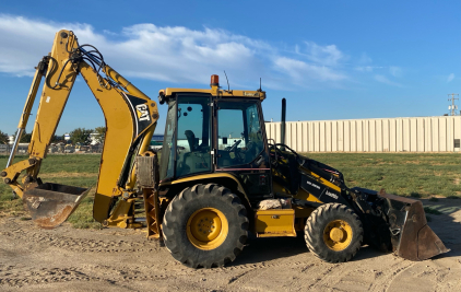 2004 CAT 430D IT Backhoe - 4200 Hours - Runs Beautifully - 4WD - Extenda-hoe!!