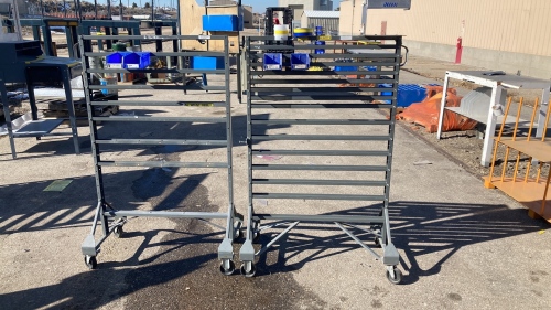 Metal bin rack on wheels