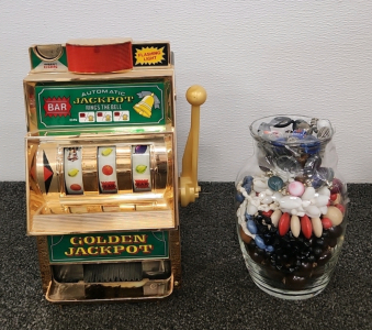 Mini Jackpot Machine & Costume Jewelry