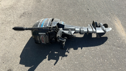 Mercury 110 Thunderbolt Outboard Motor (Please Inspect for Condition)