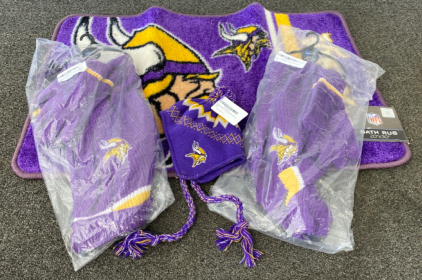 (2) Vikings Scarf/ Gloves Sets, Bath Rug and Infant Toque Hat