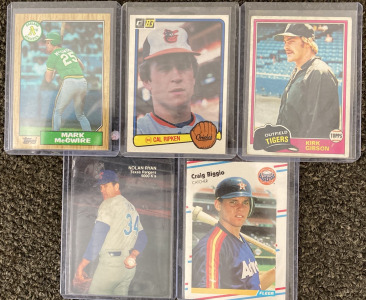Vintage MLB Collectors&rsquo; Cards