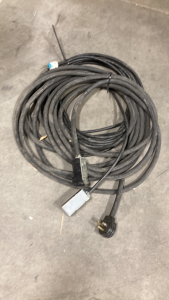 (220) Extension Cords