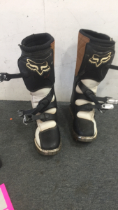 Arctic Fox Ski Boots