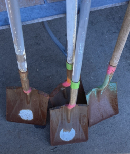 (4) Ames Shovels