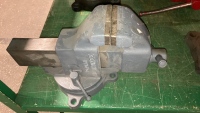 4 1/2 inch vise