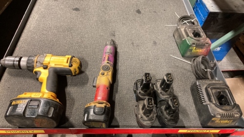 DeWalt drill, dual screw gun, five batteries for the screw gun and two chargers