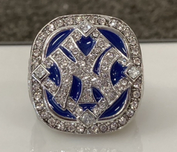 2009 New York Yankees World Series Championship Replica Ring Named To Derek Jeter