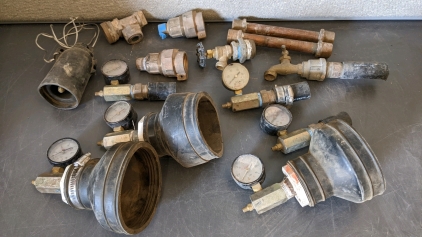 Plumbing Fixtures & Gauges