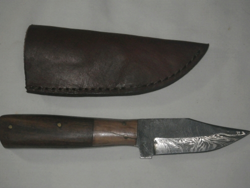 Damascus Full Tang 8" Hunting Knife with Sheath