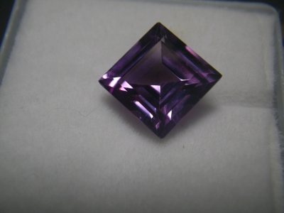 3.28 Ct Natural Alexandrite with Gem Card