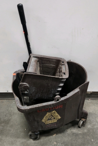 Rubbermaid Mop Bucket