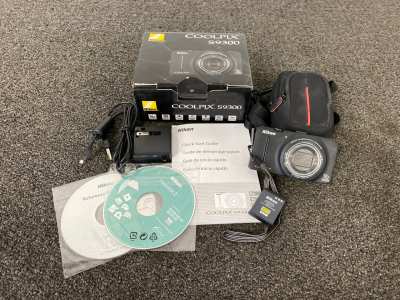 Nikon Coolpix S9300 camera Charges When Connected Please Inspect