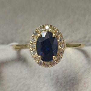 $2085 10K Sapphire(1ct) Diamond(0.15ct) Ring