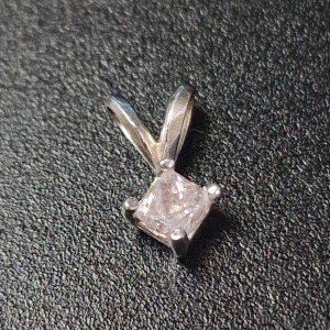 $2685 14K Lab Grown Diamond (0.64Ct,Vs1-2,Very Light Pink) Earrings