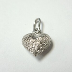$600 18K Heart 1.3G Pendant