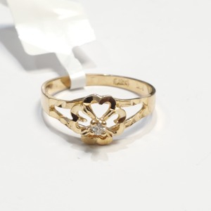 $800 10K Diamond(0.03ct) Ring