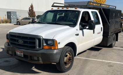 1999 Ford F-350 Super Duty - Diesel - Service Bed