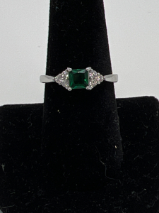 Square Cut Emerald Ring Sz 9