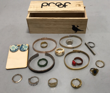Costume Jewelry, various pieces