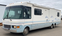 1999 Ford Dolphin Motor Home - 95K Miles!