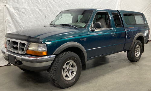 1998 Ford Ranger - 4x4 - Camper Shell