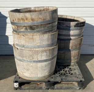 Pallet with 5 Wooden Planters All 27” Diameter x 18” Height