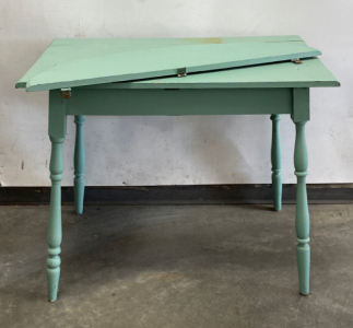 Folding Table Needs Repair