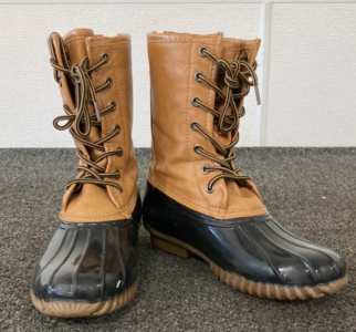 Women’s Winter Boots Size 7.5