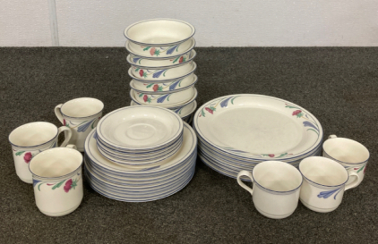 LENOX Dishware Set