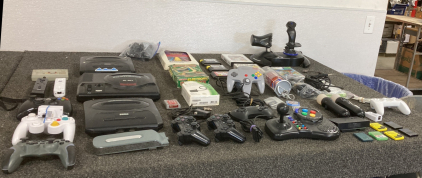Assorted Video Game Items