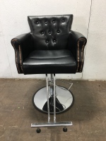 Height adjustable salon chair