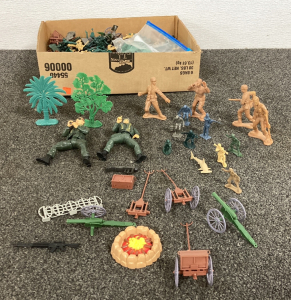 Assorted Army Men