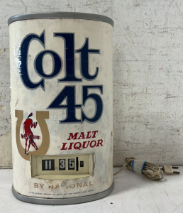 13" H Working Colt 45 Malt Liquor Analog Clock