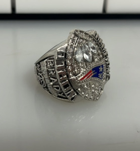 New England Patriots 2004 Super Bowl Championship Replica Ring