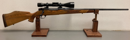 Weatherby Mark V .300 Wby Mag Bolt Action Rifle — P11668