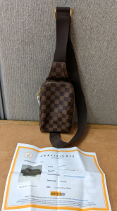New Louis Vuitton Accessory Bag w/CoA