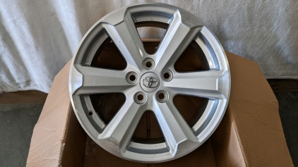 Set of (4) 17" Toyota Rims w/Lug Nuts