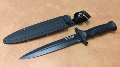Titan Dagger w/Sheath