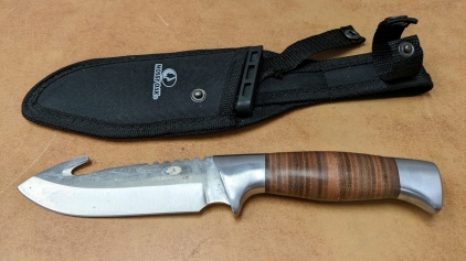 Mossy Oak Knife w/Sheath