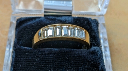 Designer Gold Band w/Stones, Sz 8