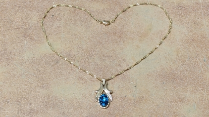 Gold Tone Abalone Pendant on 18" Chain