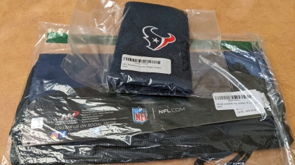 New Texans Backsack & Finger Towel