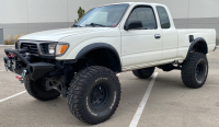 1996 Toyota Tacoma - 4x4 - Lifted!