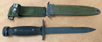 US Military Bayonet w/Sheath