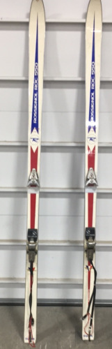 Snow skis