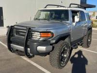 2007 Toyota FJ Cruiser - 4x4!