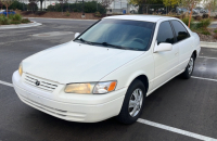 1999 Toyota Camry - Great Commuter!